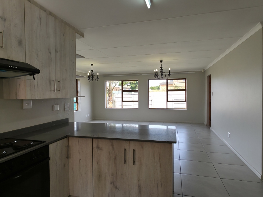 2 Bedroom Property for Sale in Wavecrest Eastern Cape